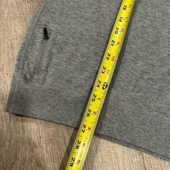 Vuori Jeffreys Pullover Men's Gray Crewneck Sweatshirt Casual Adult - Picture 5 of 7